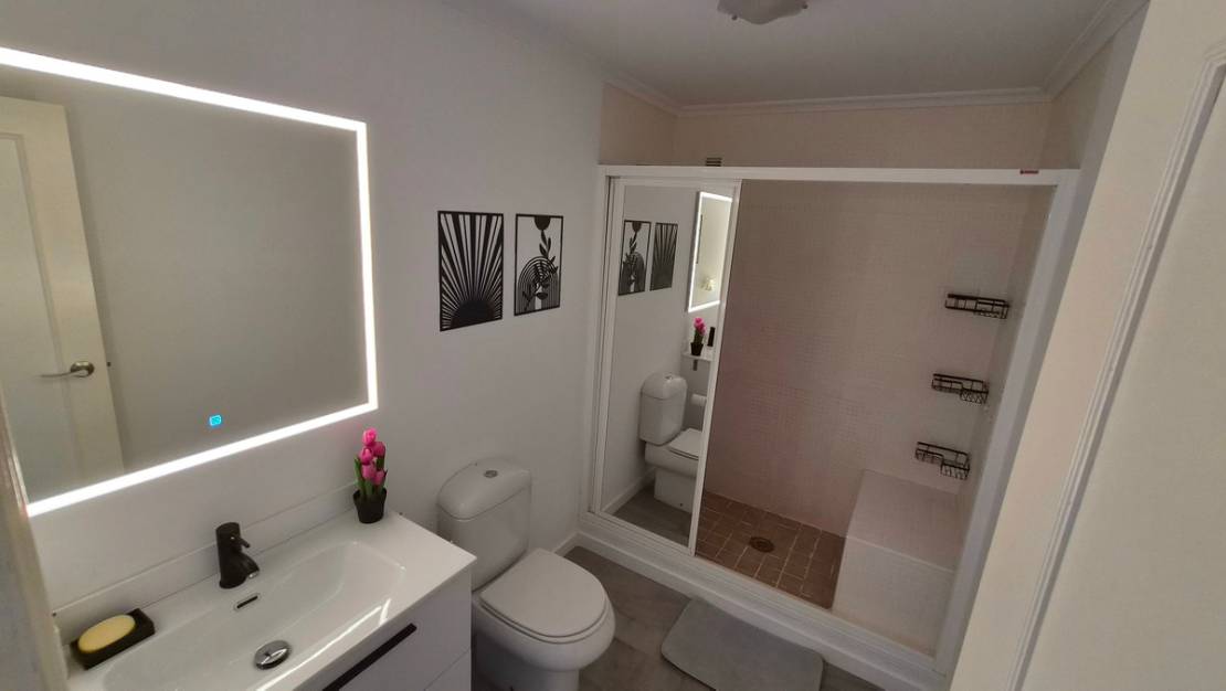 Venta - Apartment - Torrevieja - Torrevieja Centro