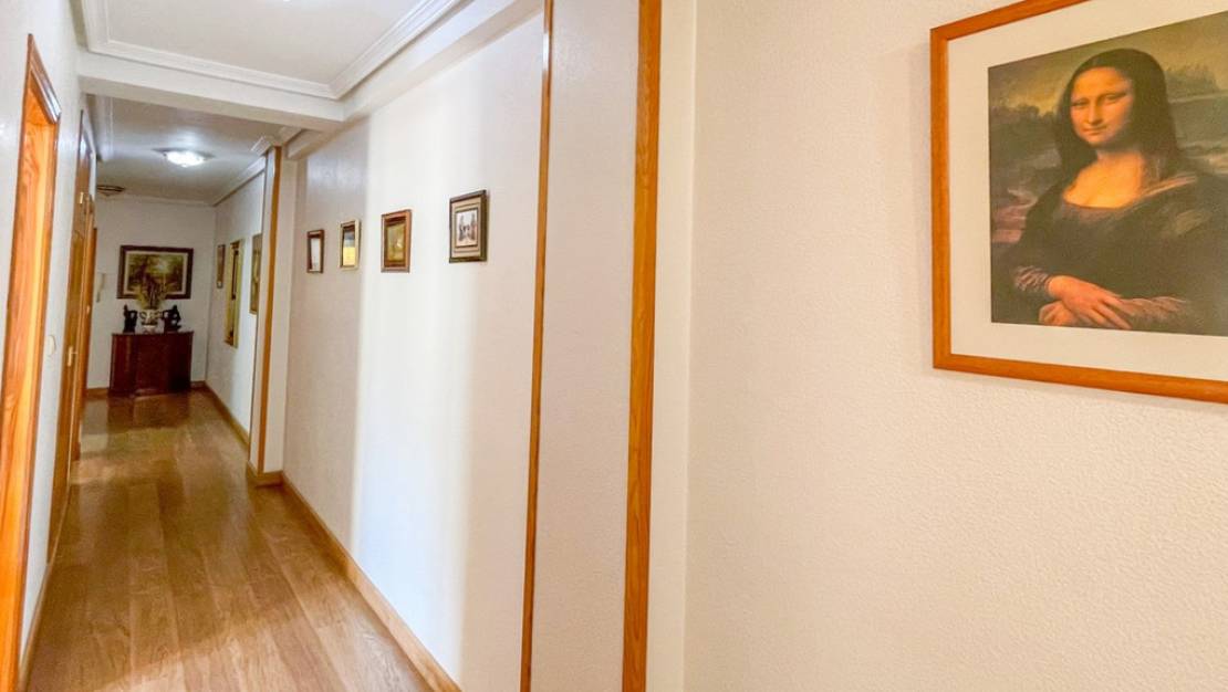 Venta - Apartment - Torrevieja - Torrevieja Centro