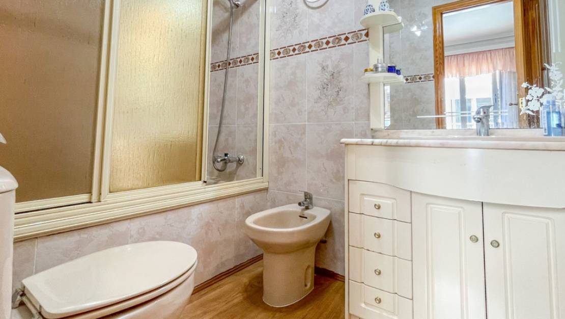 Venta - Apartment - Torrevieja - Torrevieja Centro