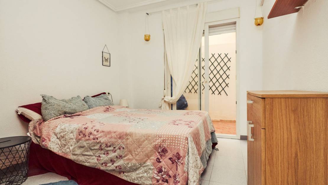 Venta - Apartment - Torrevieja - Torrevieja Centro