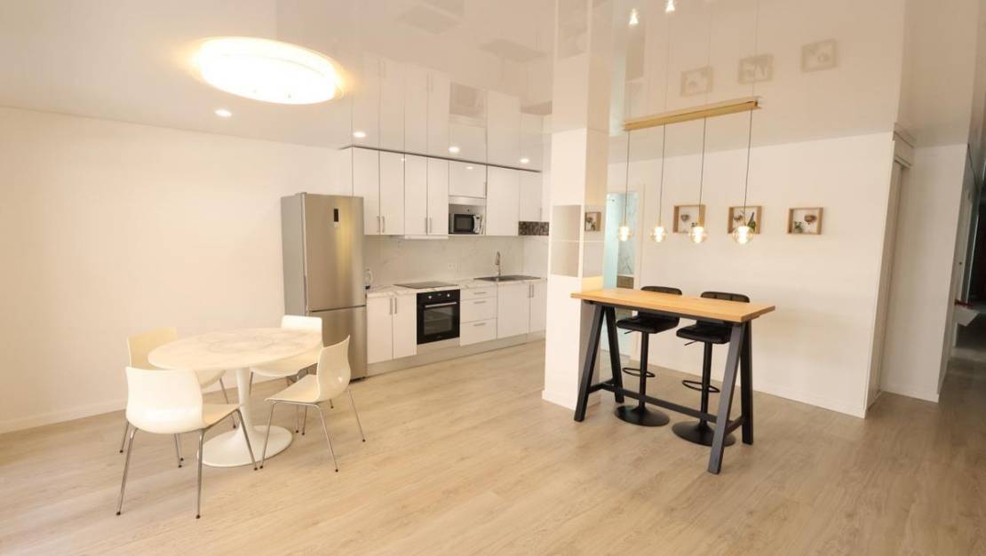 Venta - Apartment - Torrevieja - Torrevieja Centro