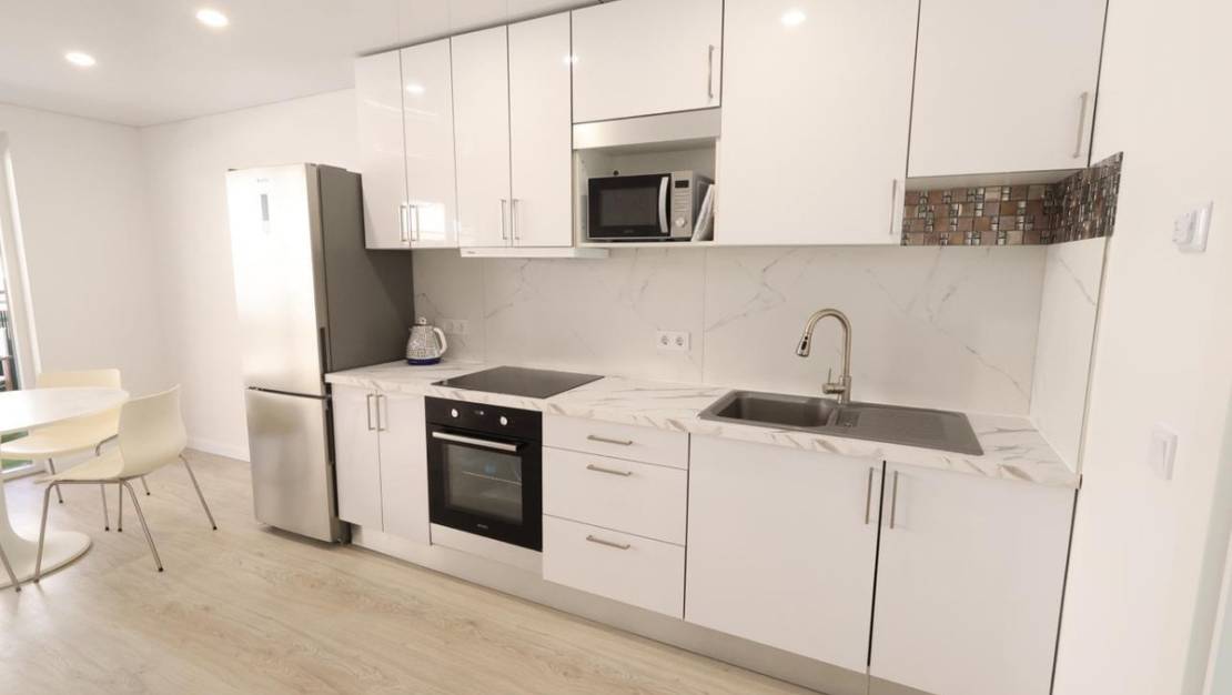 Venta - Apartment - Torrevieja - Torrevieja Centro