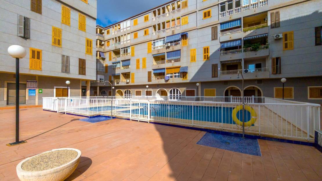 Venta - Apartment - Torrevieja - Torrevieja Centro