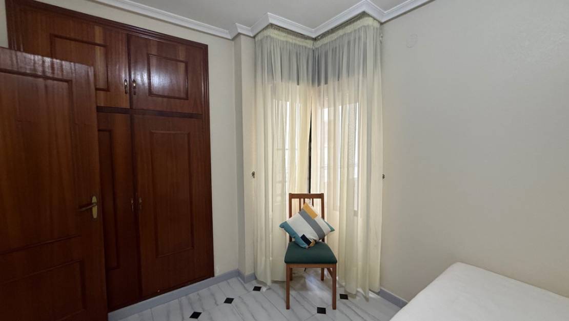 Venta - Apartment - Torrevieja - Torrevieja Centro