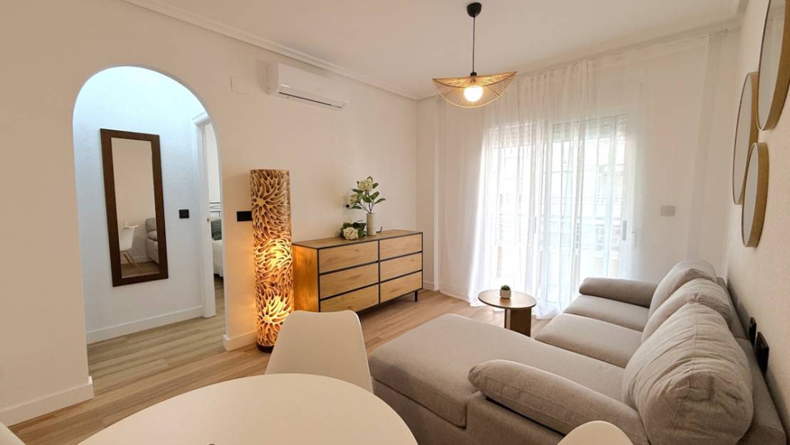 Venta - Apartment - Torrevieja - Torrevieja Centro