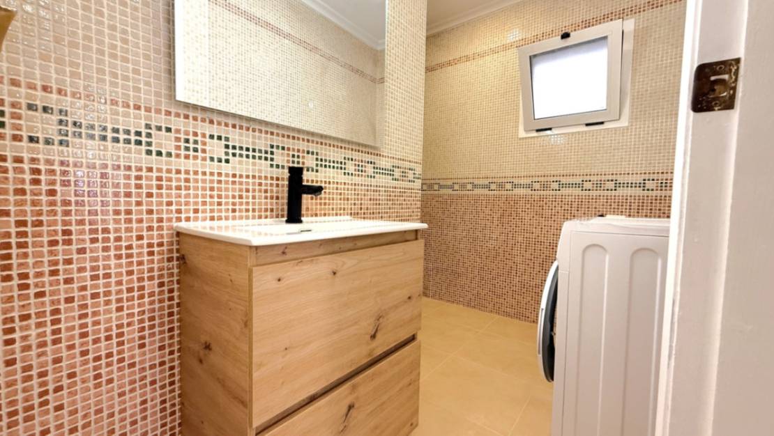 Venta - Apartment - Torrevieja - Torrevieja Centro