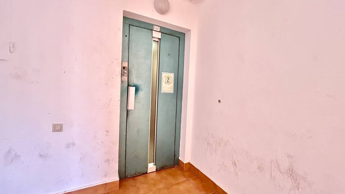 Venta - Apartment - Torrevieja - Torrevieja Centro