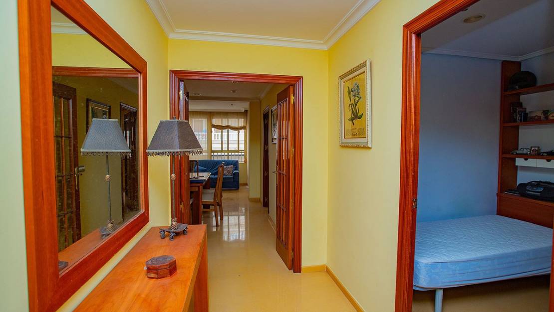 Venta - Apartment - Torrevieja - Torrevieja Centro