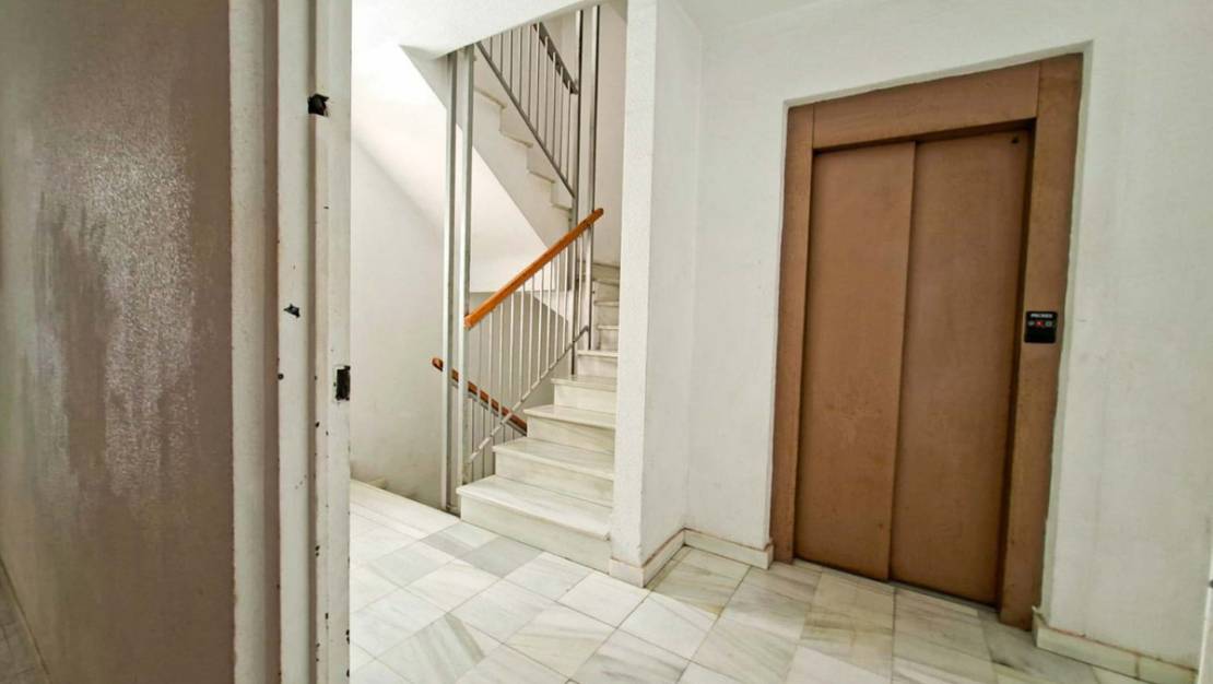 Venta - Apartment - Torrevieja - Torrevieja Centro