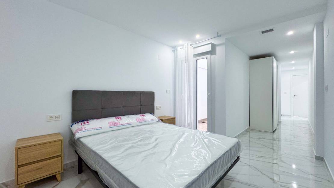 Venta - Apartment - Torrevieja - Torrevieja Centro