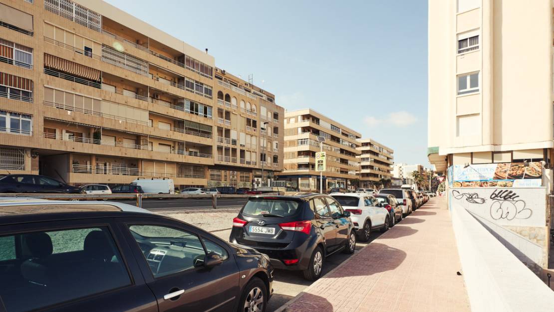 Venta - Apartment - Torrevieja - Torrevieja Centro