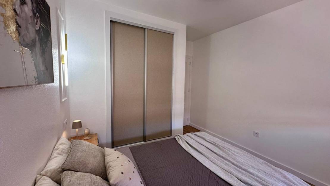 Venta - Apartment - Torrevieja - Torrevieja Centro