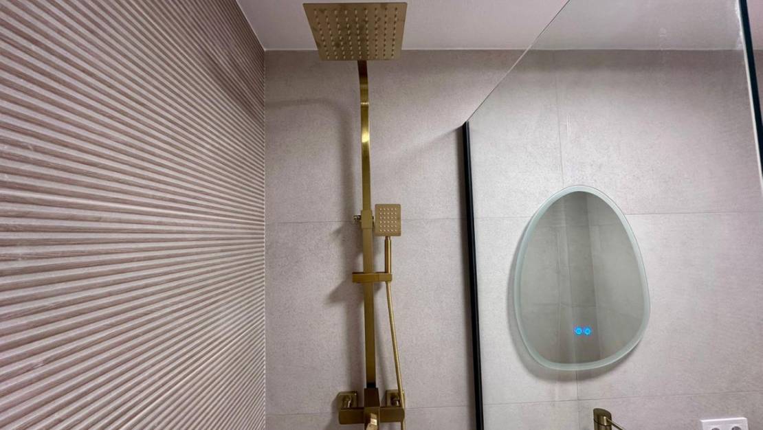 Venta - Apartment - Torrevieja - Torrevieja Centro