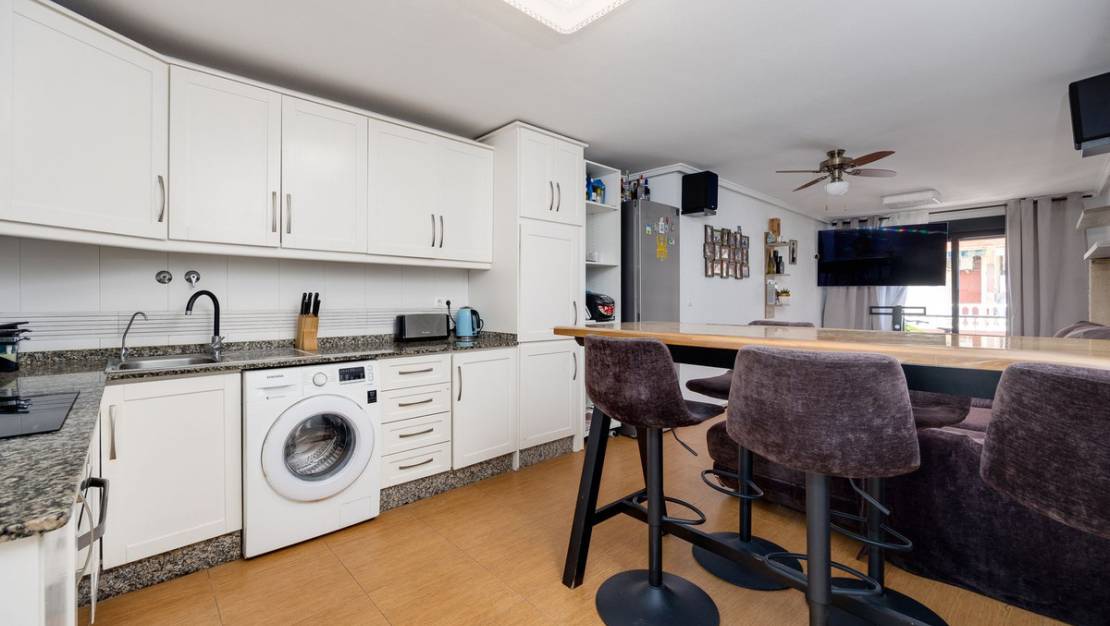 Venta - Apartment - Torrevieja - Torrevieja Centro