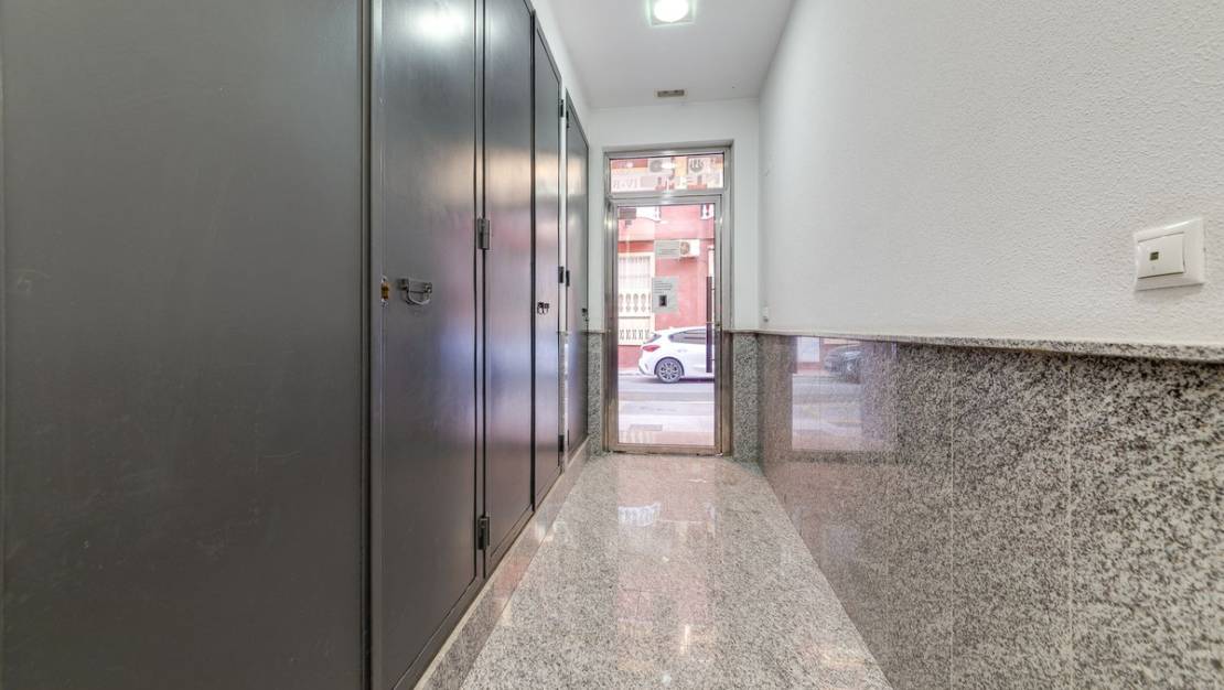 Venta - Apartment - Torrevieja - Torrevieja Centro
