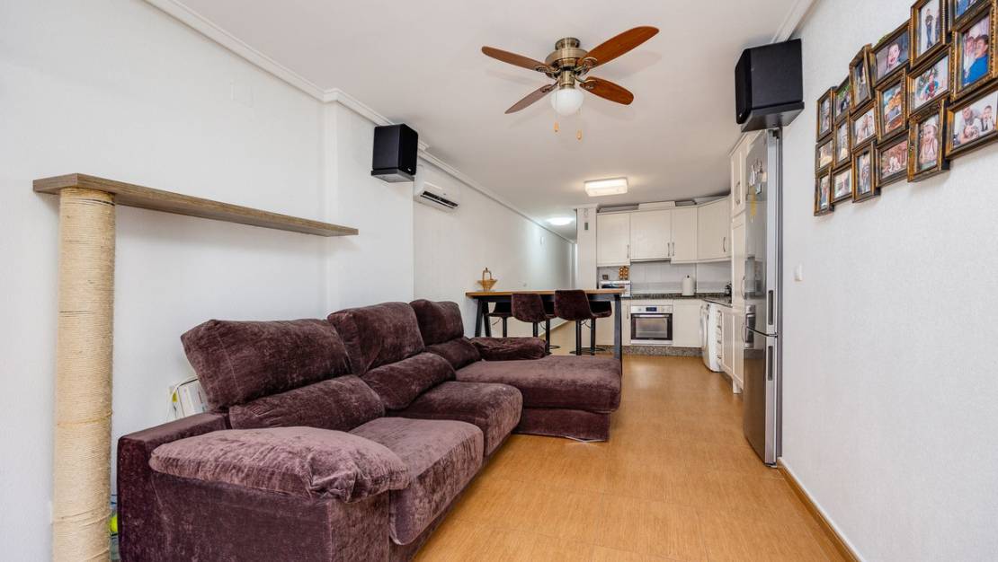 Venta - Apartment - Torrevieja - Torrevieja Centro