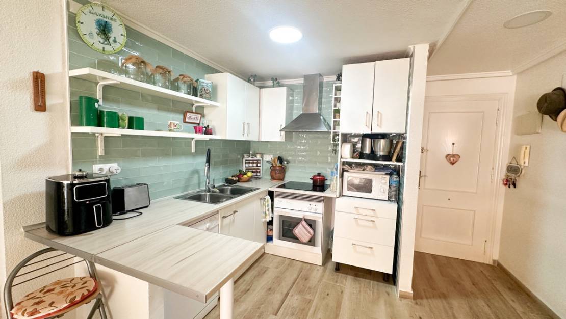 Venta - Apartment - Torrevieja - Torrevieja Centro