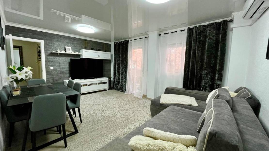 Venta - Apartment - Torrevieja - Torrevieja Centro