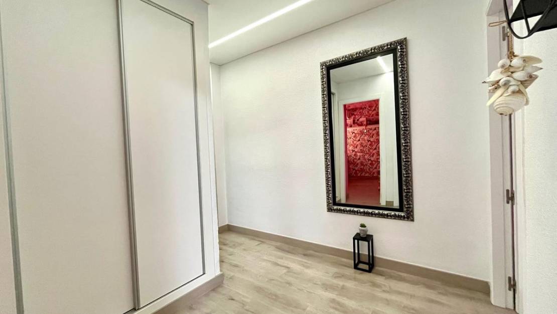 Venta - Apartment - Torrevieja - Torrevieja Centro