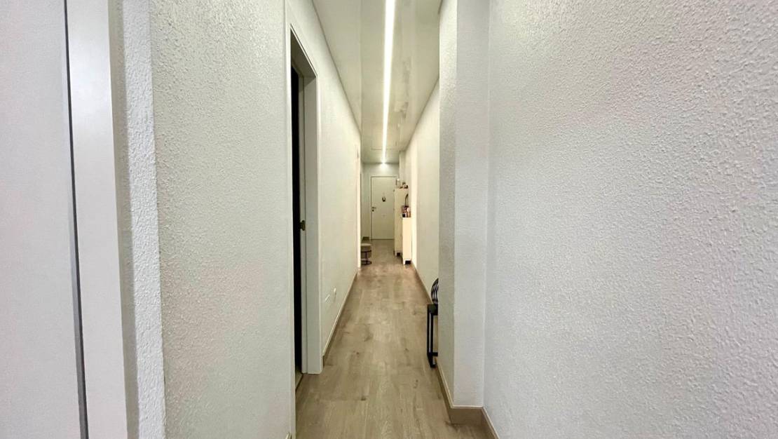 Venta - Apartment - Torrevieja - Torrevieja Centro