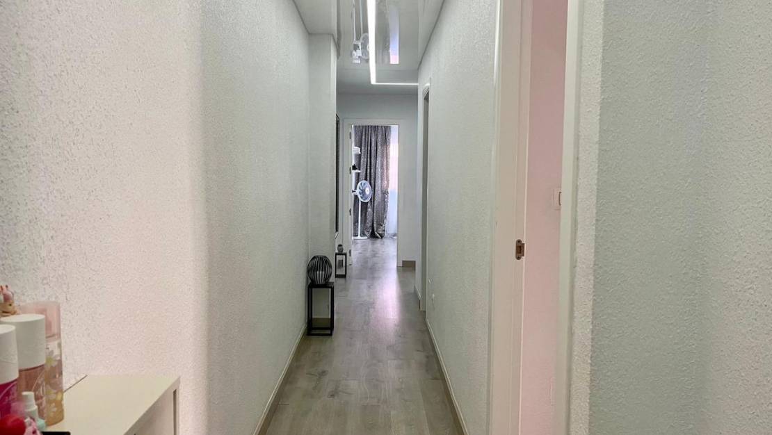 Venta - Apartment - Torrevieja - Torrevieja Centro