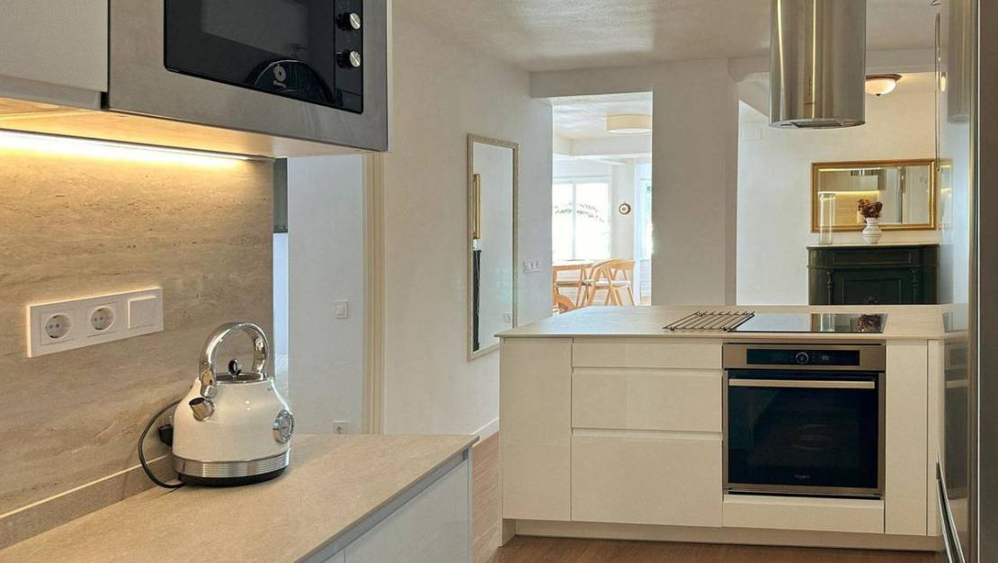 Venta - Apartment - Torrevieja - Torrevieja Centro
