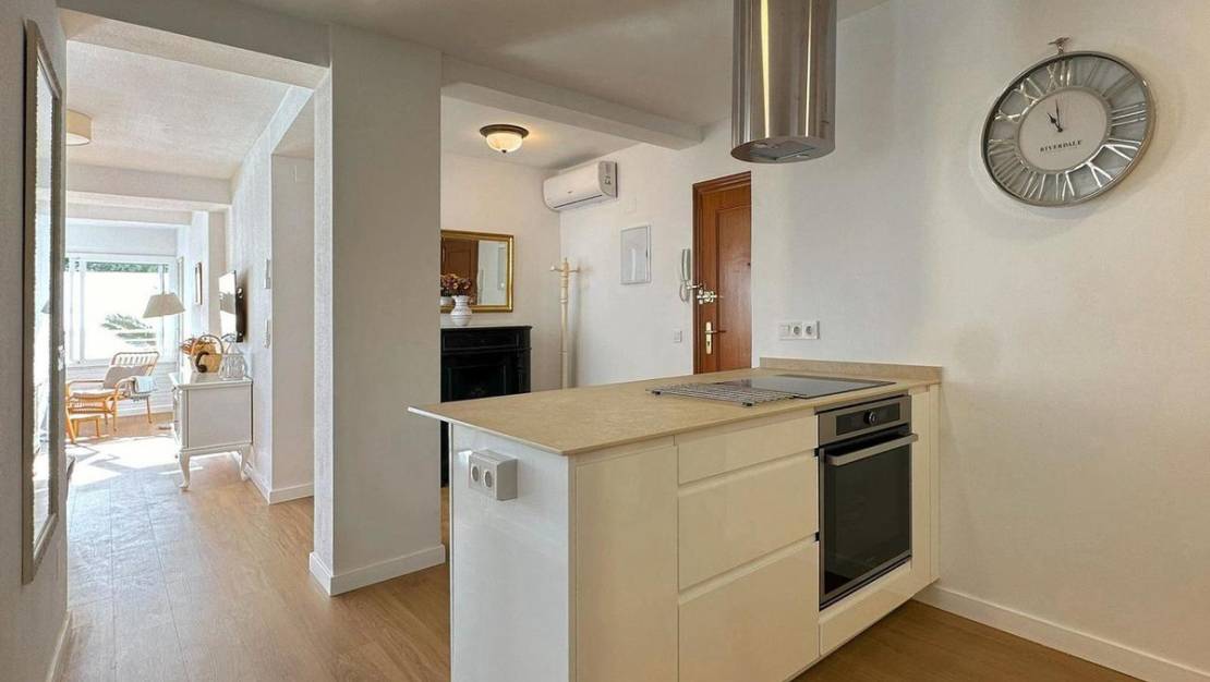 Venta - Apartment - Torrevieja - Torrevieja Centro