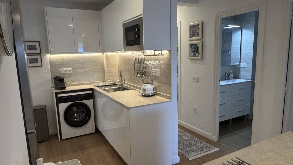 Venta - Apartment - Torrevieja - Torrevieja Centro