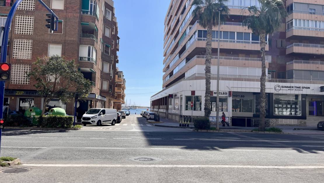 Venta - Apartment - Torrevieja - Torrevieja Centro