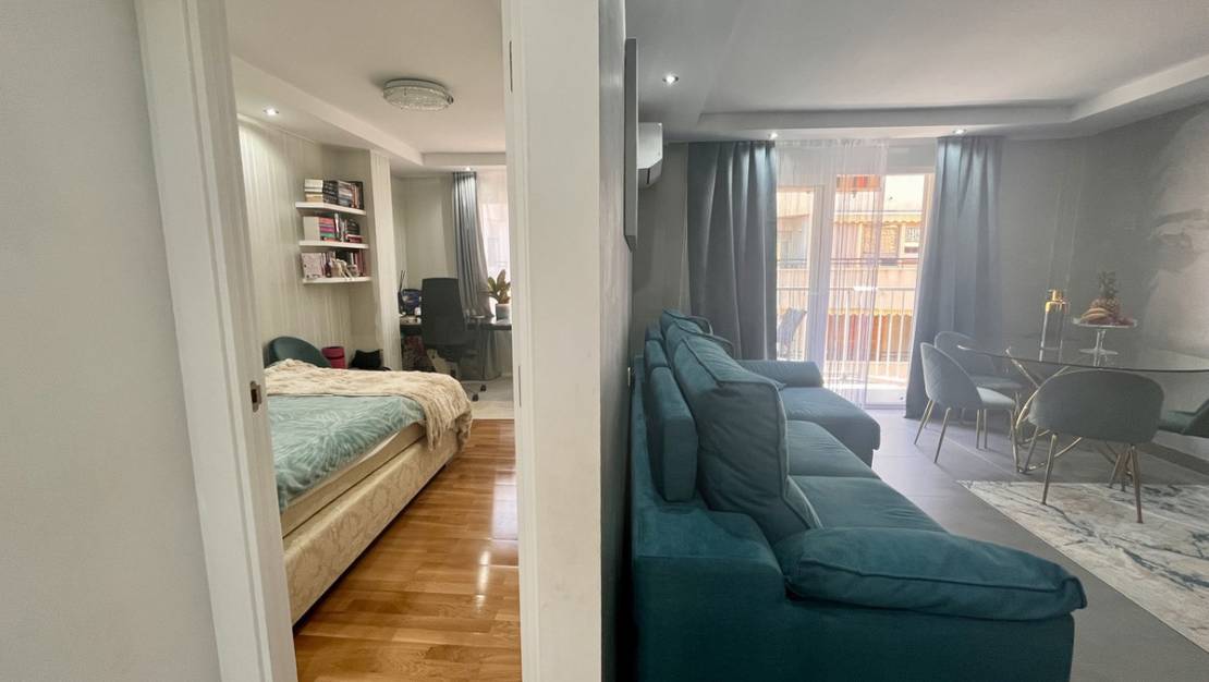 Venta - Apartment - Torrevieja - Torrevieja Centro
