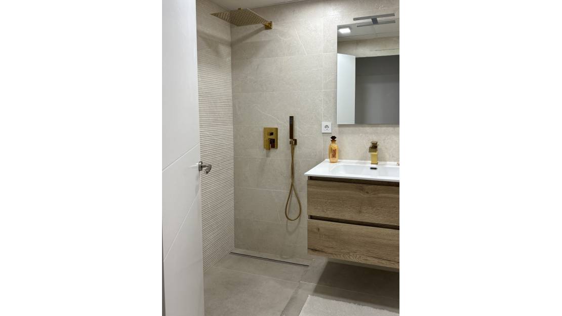 Venta - Apartment - Torrevieja - Torrevieja Centro