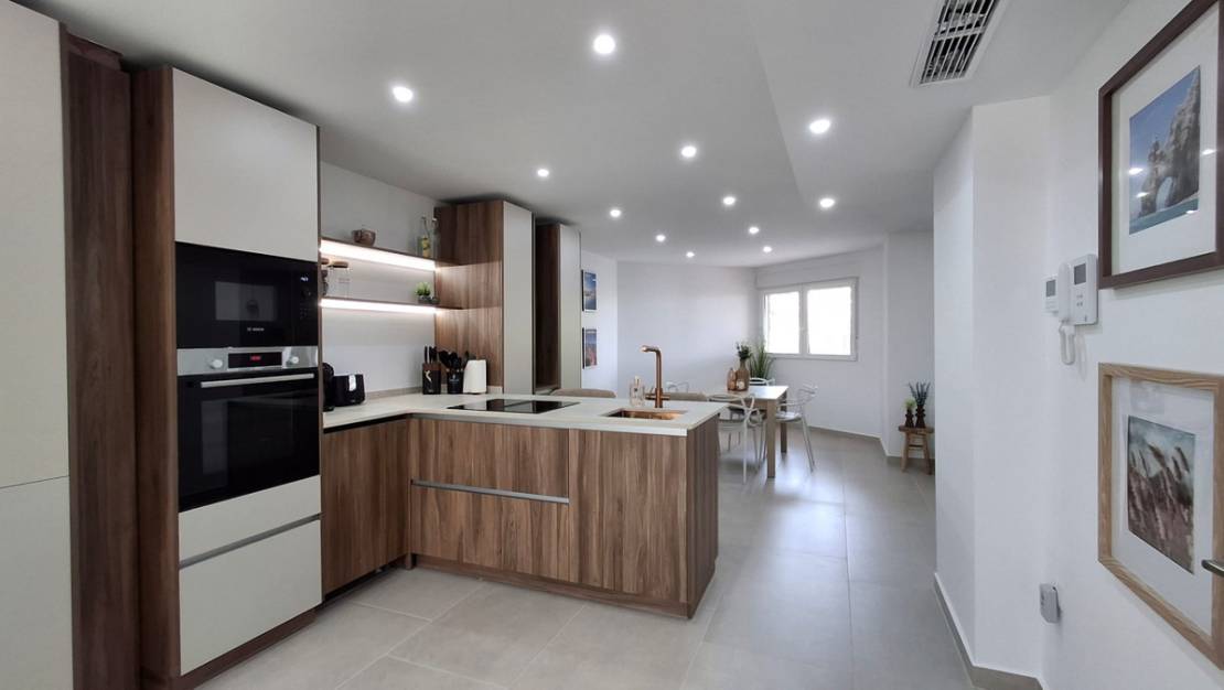 Venta - Apartment - Torrevieja - Torrevieja Centro