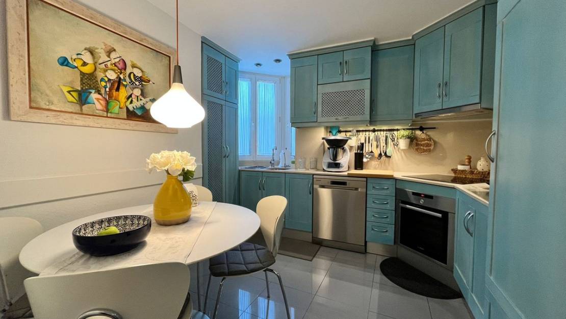 Venta - Apartment - Torrevieja - Torrevieja Centro