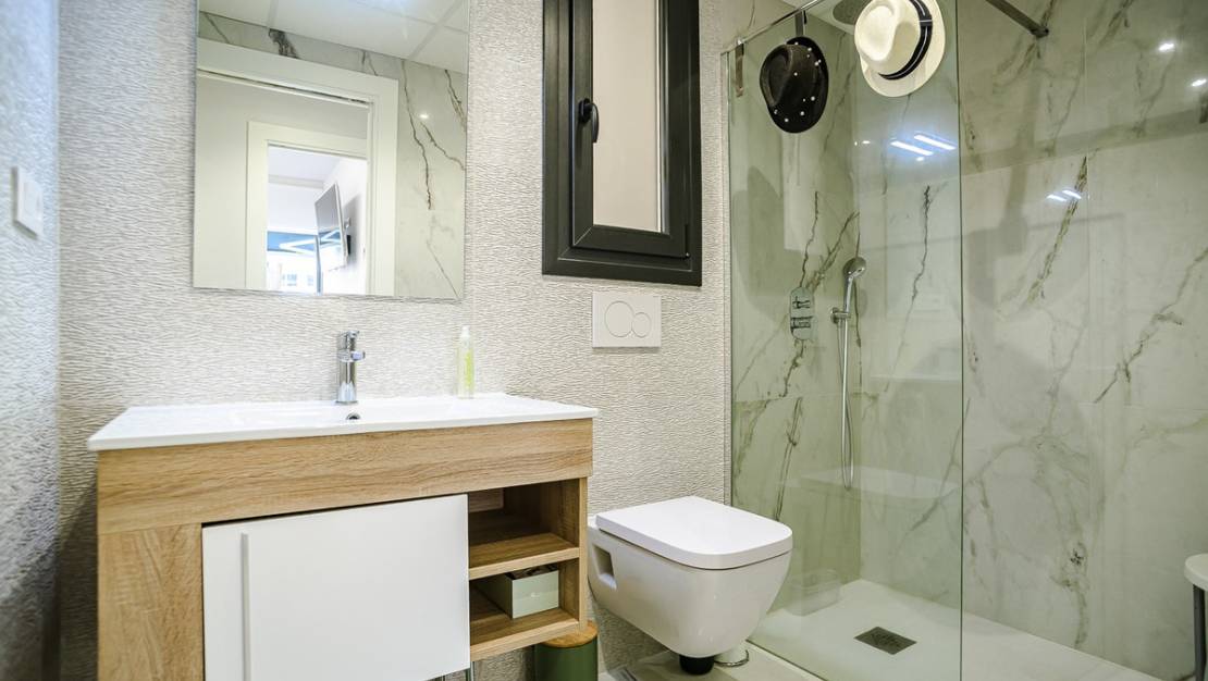 Venta - Apartment - Torrevieja - Torrevieja Centro