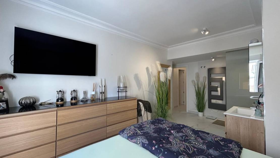 Venta - Apartment - Torrevieja - Torrevieja Centro