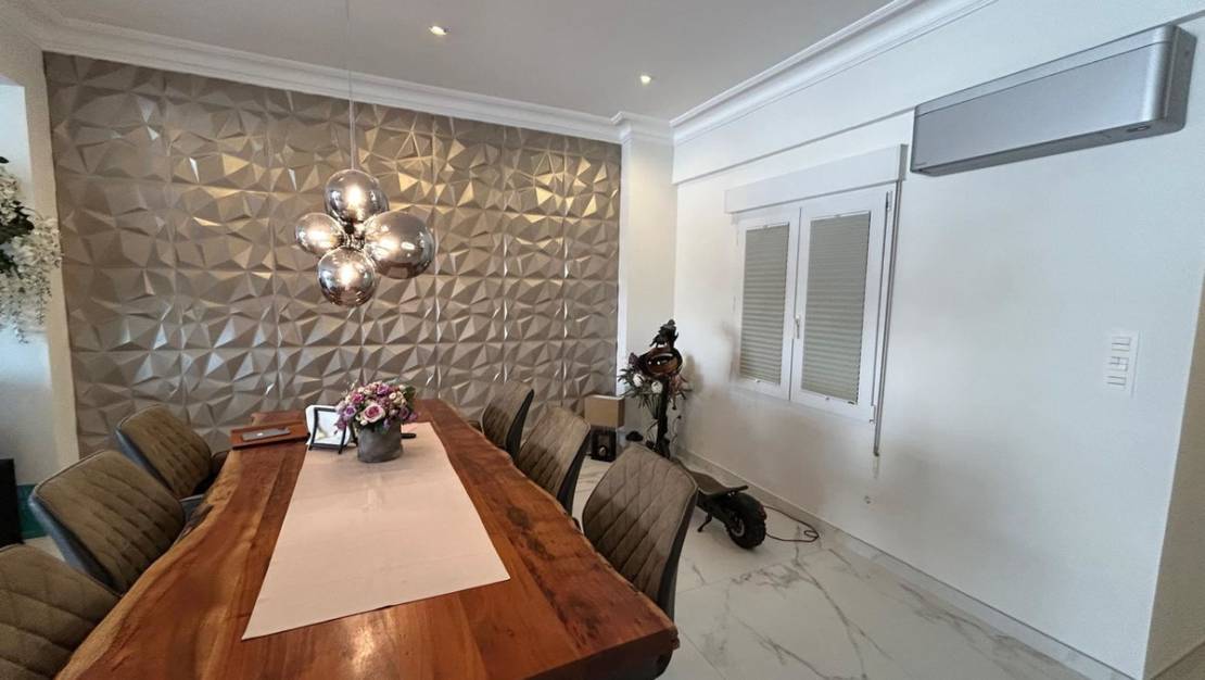 Venta - Apartment - Torrevieja - Torrevieja Centro