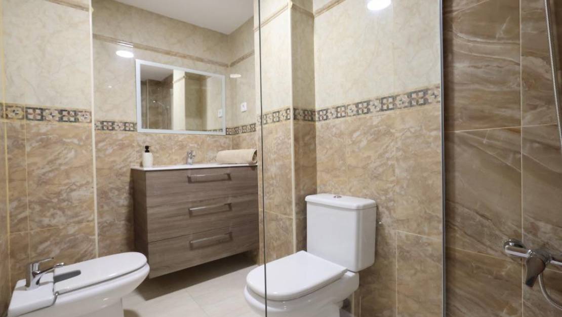 Venta - Apartment - Torrevieja - Torrevieja Centro