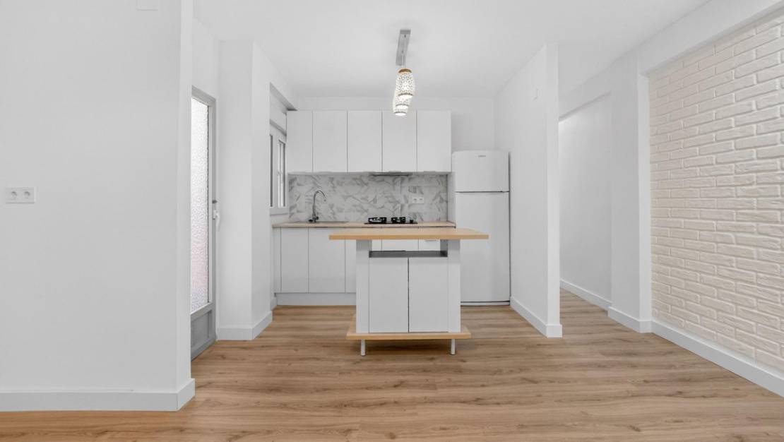 Venta - Apartment - Torrevieja - Torrevieja Centro