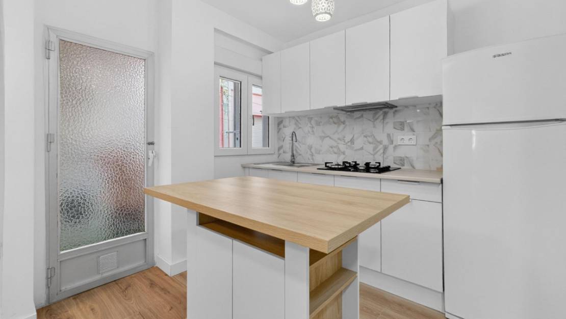 Venta - Apartment - Torrevieja - Torrevieja Centro