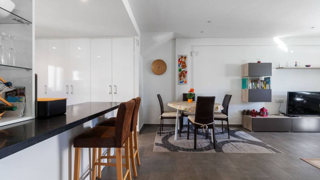 Venta - Apartment - Torrevieja - Torrevieja Centro
