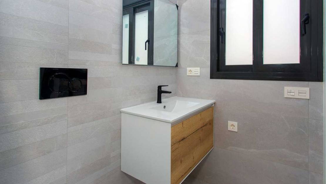 Venta - Apartment - Torrevieja - Torrevieja Centro