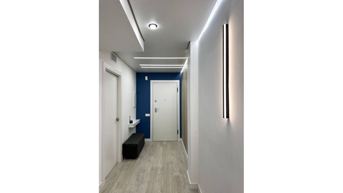 Venta - Apartment - Torrevieja - Torrevieja Centro