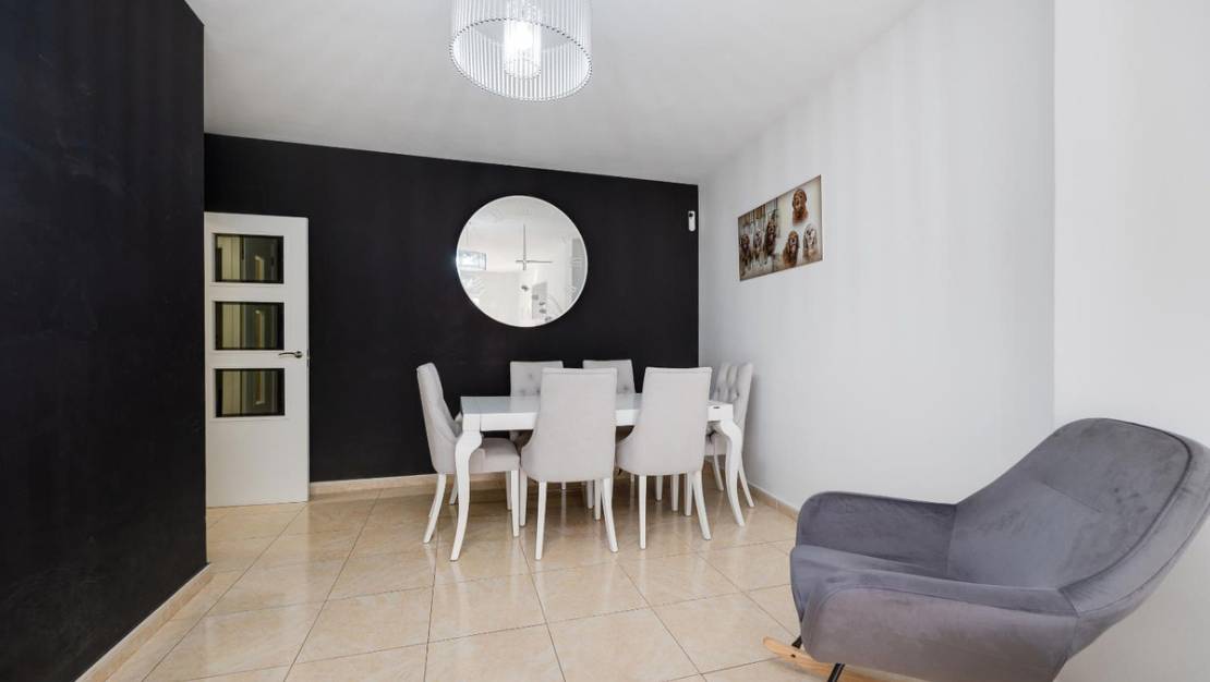 Venta - Apartment - Torrevieja - Torrevieja Centro
