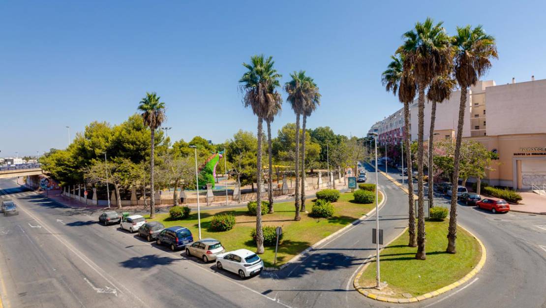 Venta - Apartment - Torrevieja - Torrevieja Centro