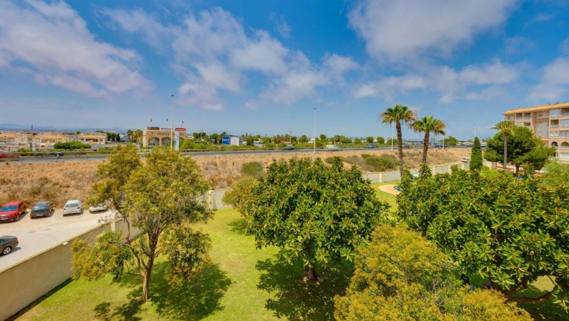 Venta - Apartment - Torrevieja - Torrevieja Centro