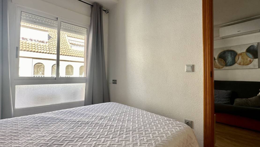 Venta - Apartment - Torrevieja - Torrevieja Centro