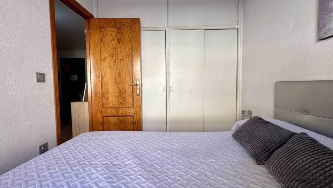 Venta - Apartment - Torrevieja - Torrevieja Centro
