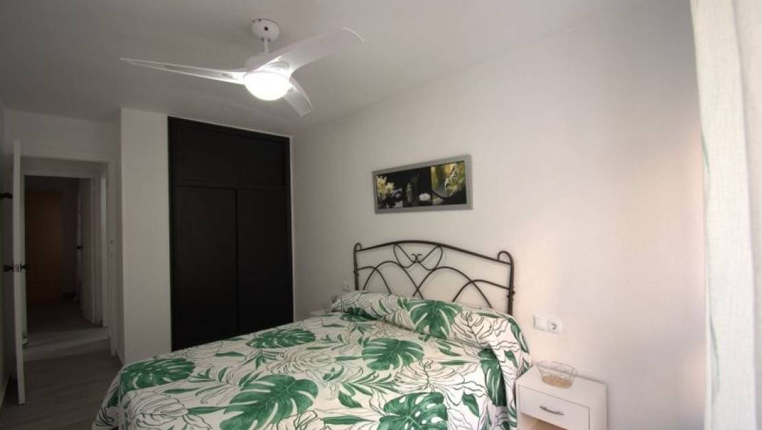 Venta - Apartment - Torrevieja - Torrevieja Centro