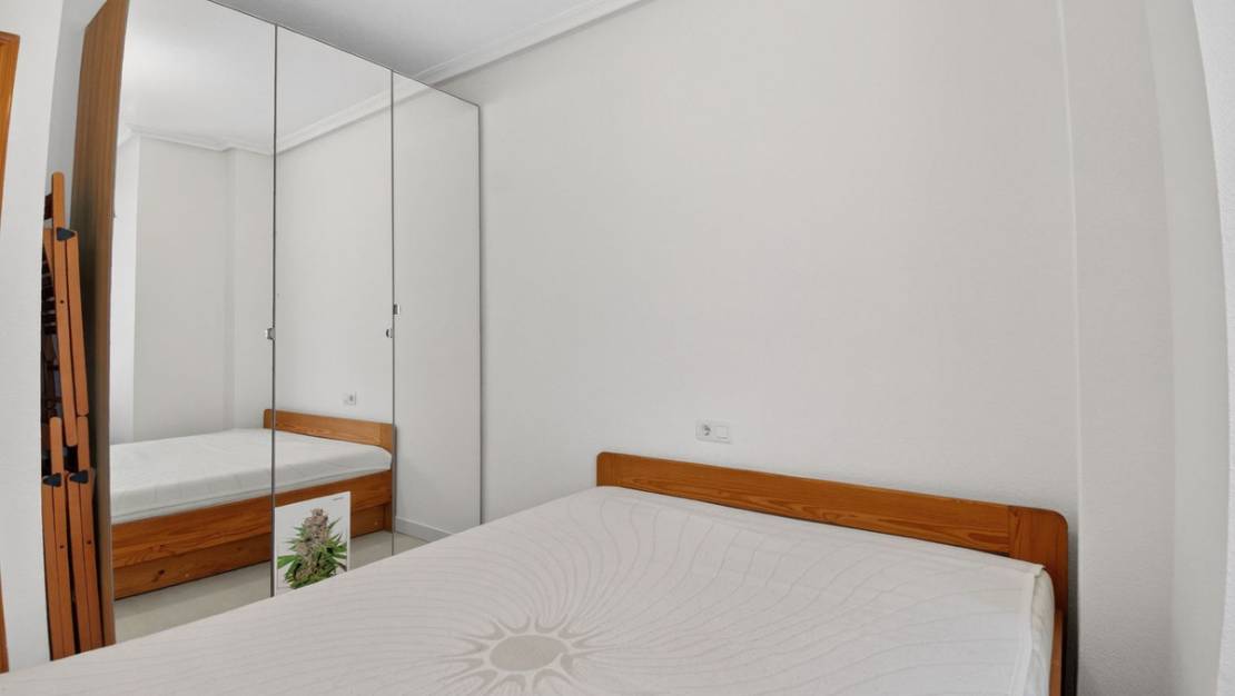 Venta - Apartment - Torrevieja - Torrevieja Centro