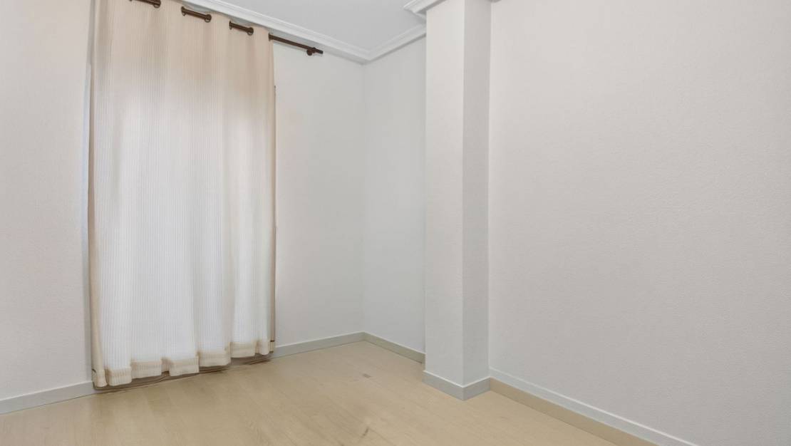 Venta - Apartment - Torrevieja - Torrevieja Centro